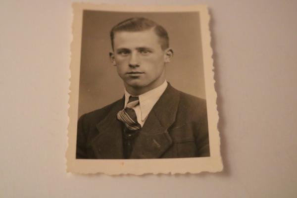 Passfoto - Portrait -SS-Soldat - Karelien 1942 + Zivil Portrait